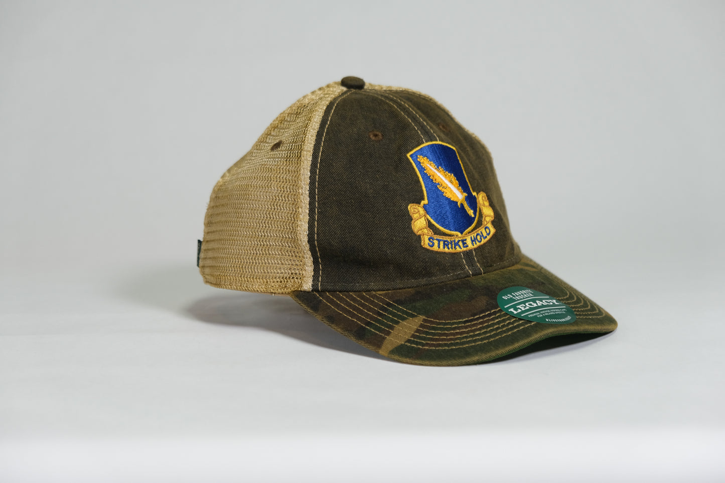 504th Parachute Infantry Regiment (PIR) DUI, 82nd Airborne Division Patch Embroidered Old Faithful Trucker Cap - Shamrock Collective