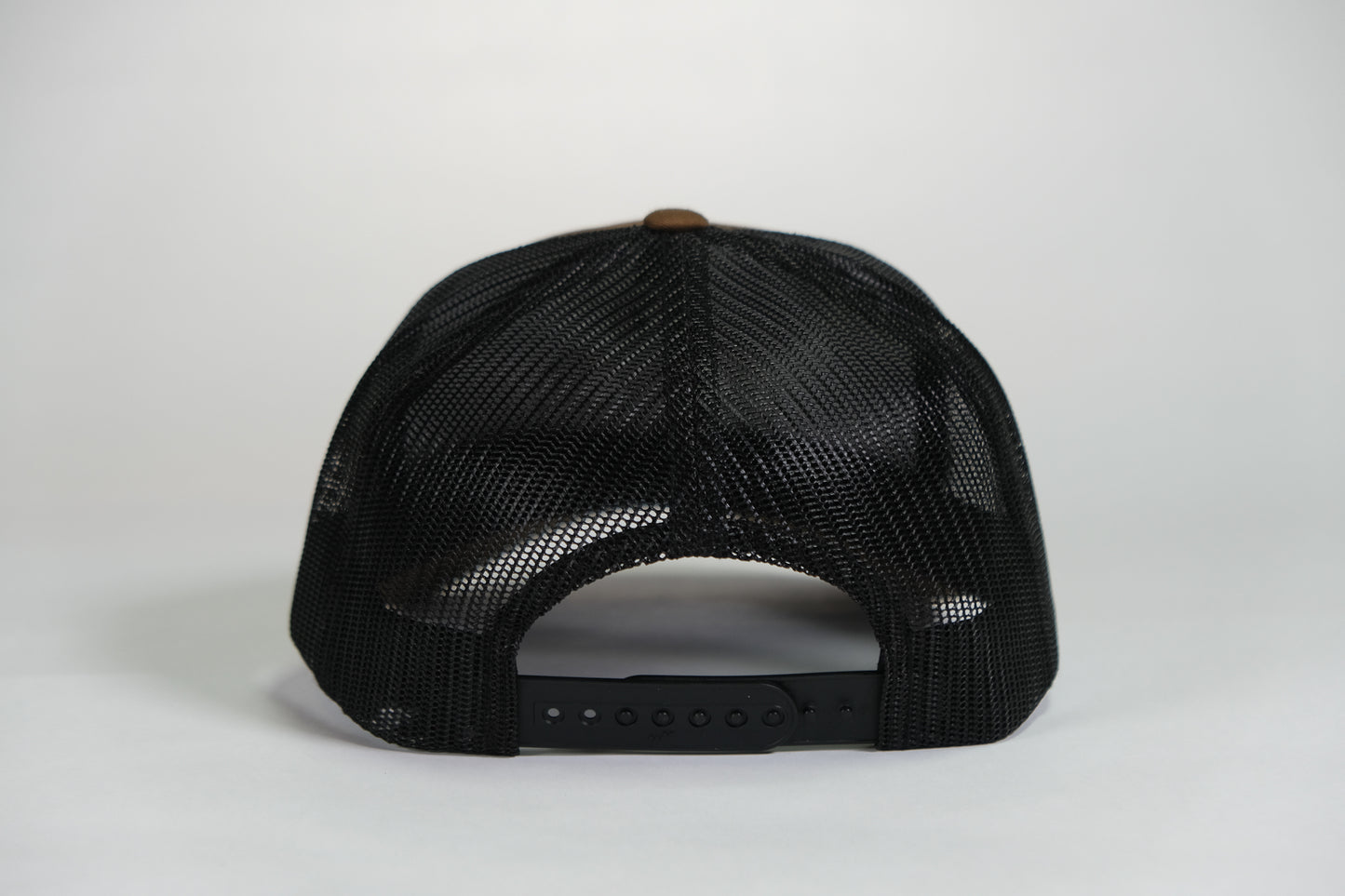 Master Airborne Badge Embroidered Coyote Retro Trucker Cap - Shamrock Collective