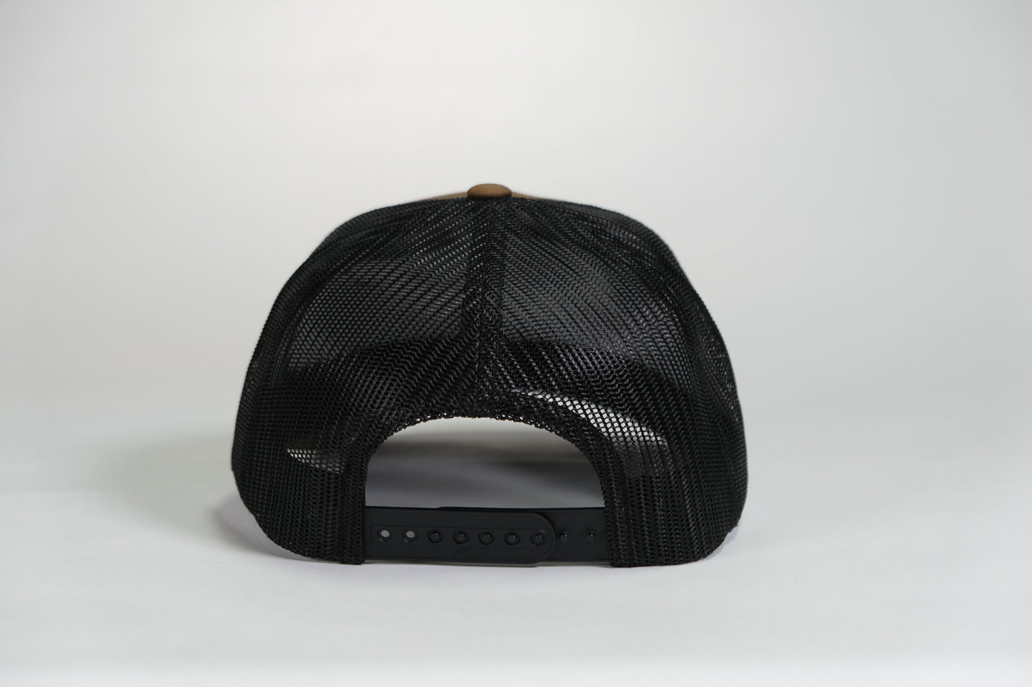 504th Parachute Infantry Regiment (PIR) DUI, 82nd Airborne Division Patch Embroidered Coyote Retro Trucker Cap - Shamrock Collective